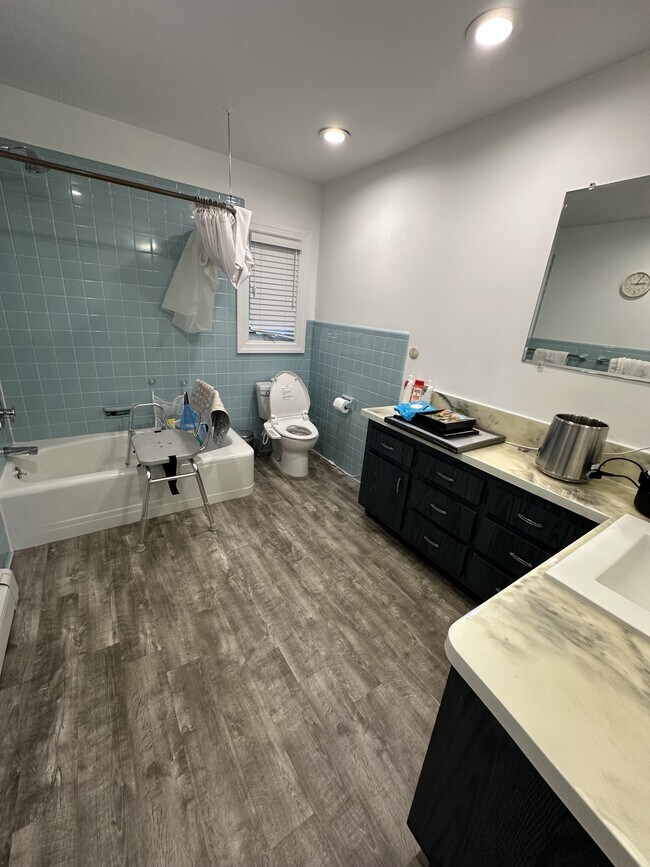 Building Photo - 85 Mountain Ridge Dr