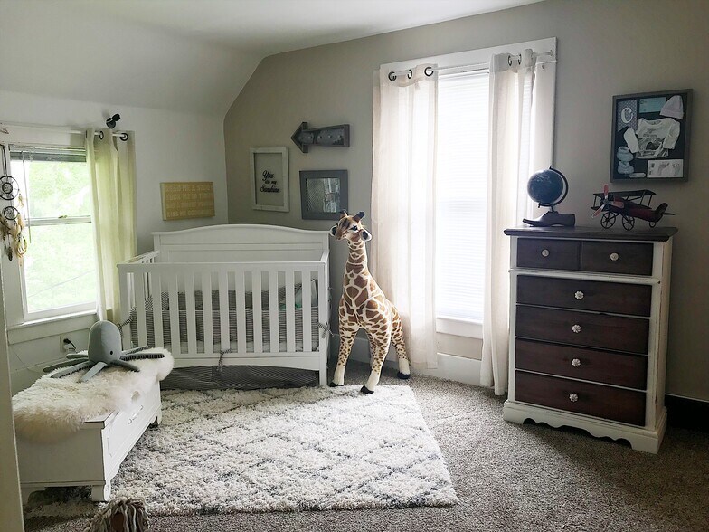 East bedroom - 7570 Fase St SE