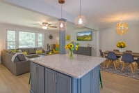 Building Photo - 8800 Nightingale Ln