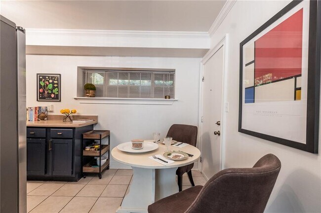 Building Photo - 1647 Briarcliff Rd NE