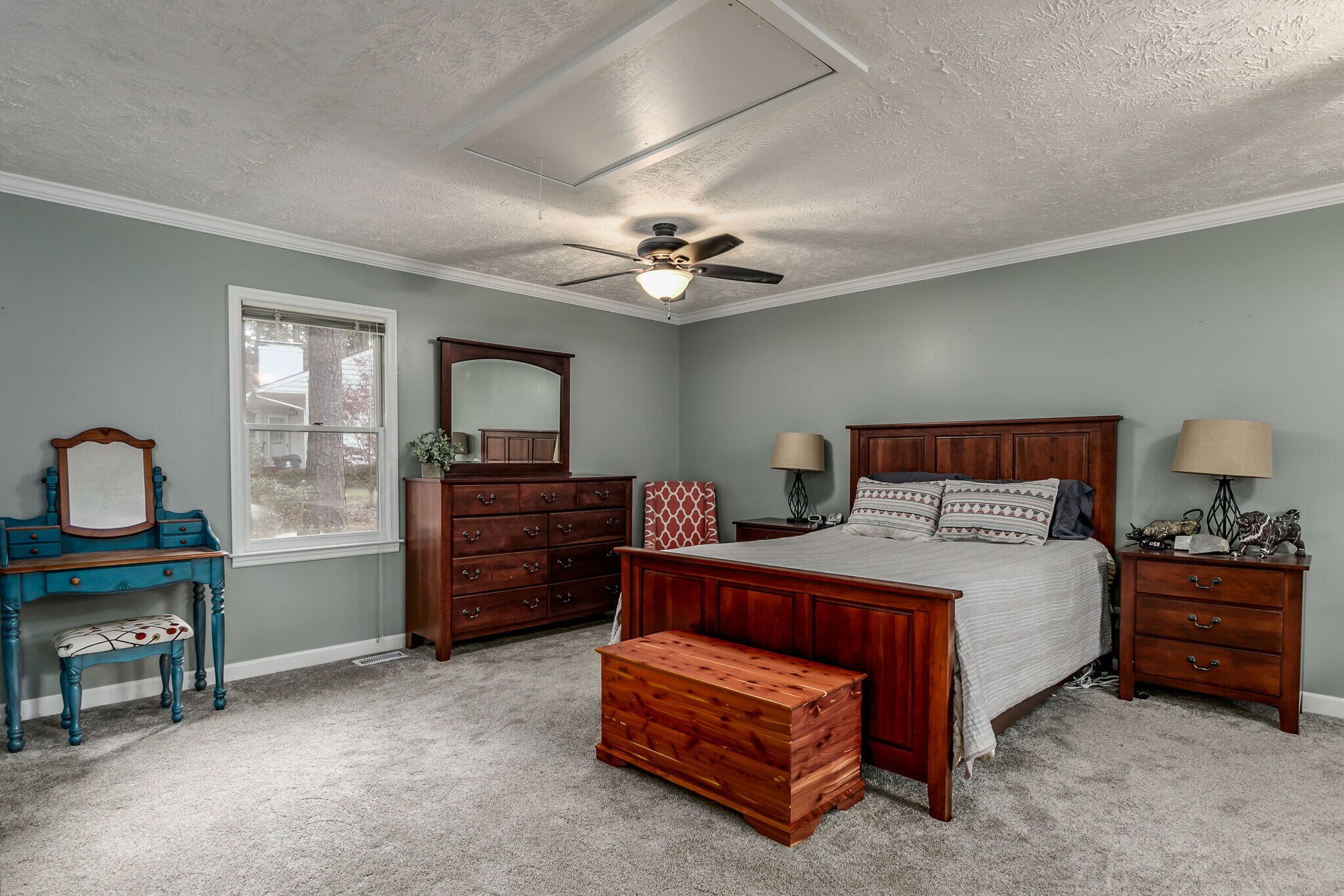 Building Photo - 380 Swoope Dr