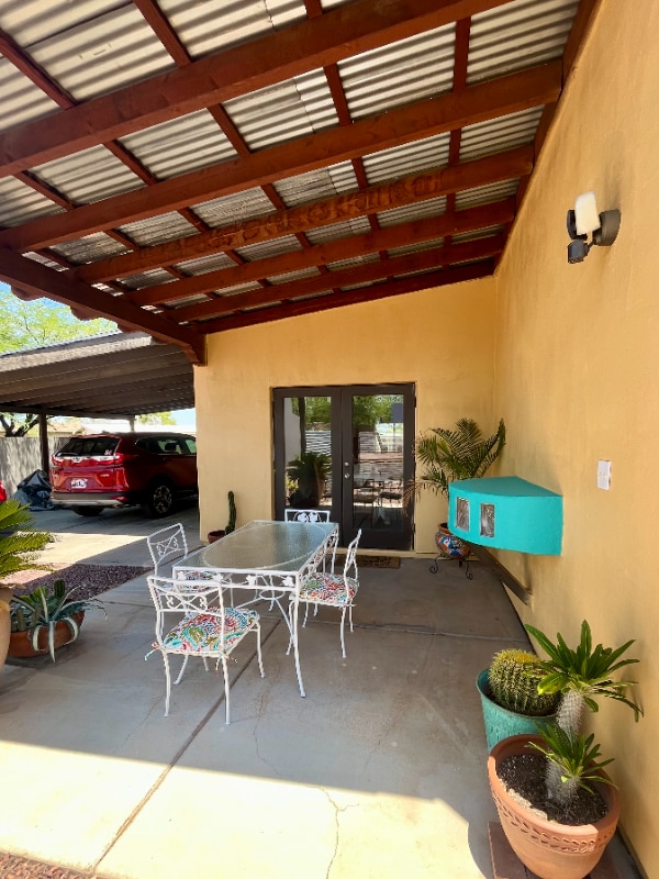 Building Photo - 1519 S Tucson Blvd