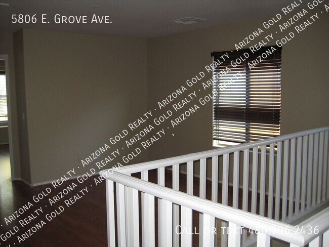 Building Photo - 5806 E Grove Ave