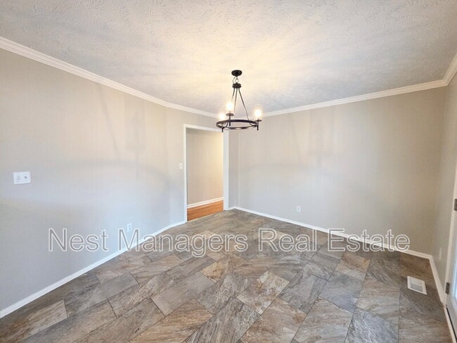 Building Photo - 7320 Avila Dr