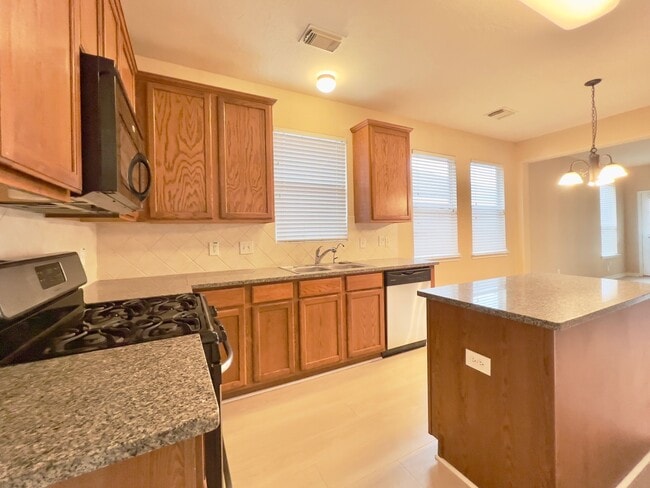 Building Photo - 719 Pickett Hill Ln