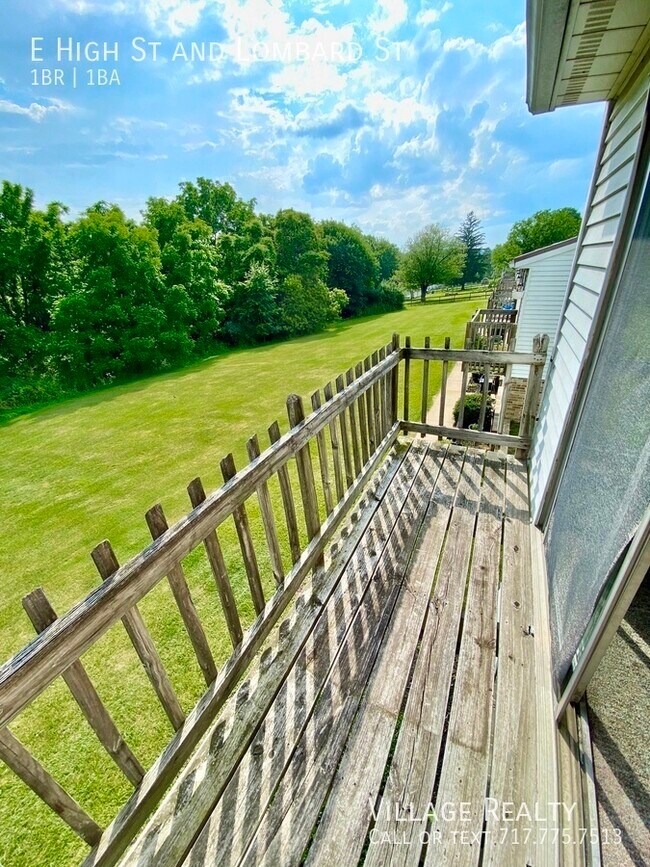 Building Photo - 92 E High St