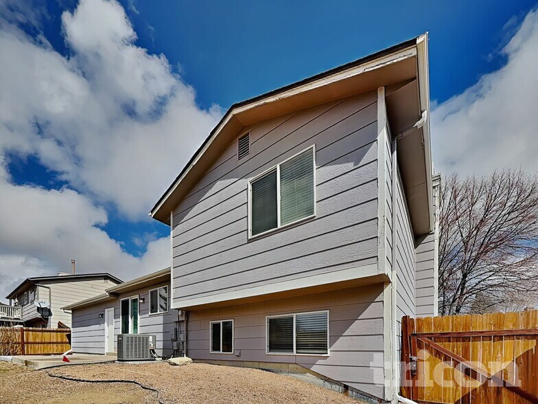 Building Photo - 18160 E Asbury Dr