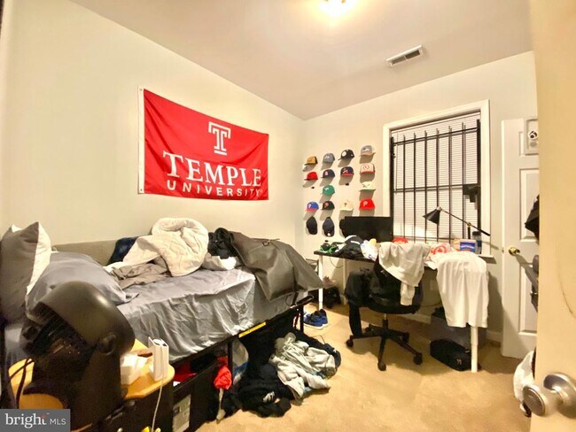 Building Photo - 1723 N 17th St