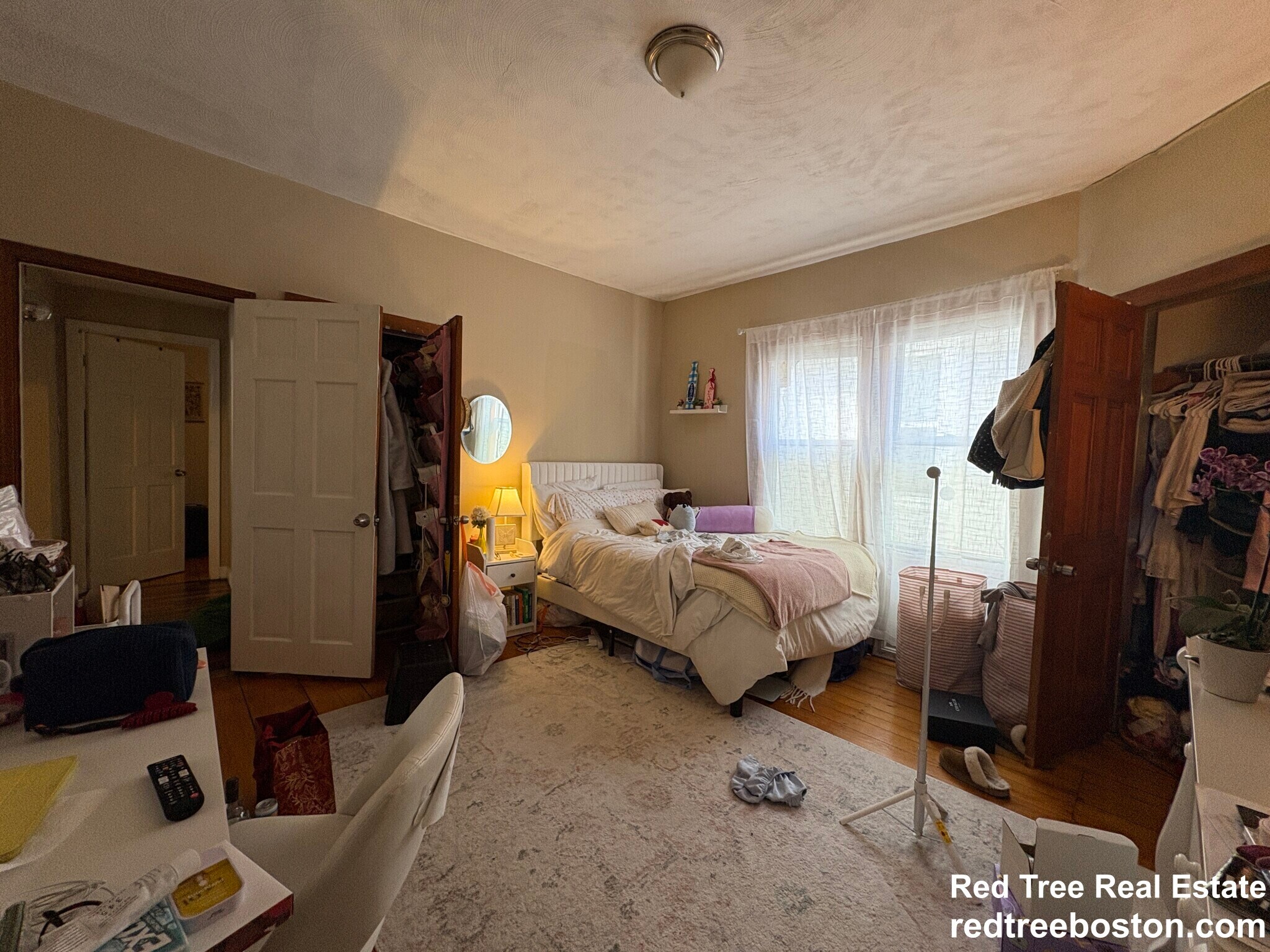 Building Photo - 72 Hillside St