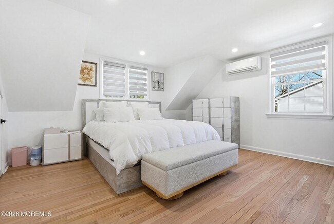 Building Photo - 227 Chatham Ave