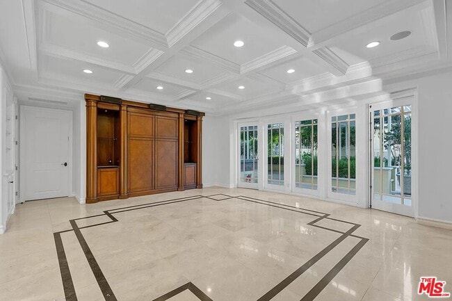 Building Photo - 5086 Avenida Hacienda