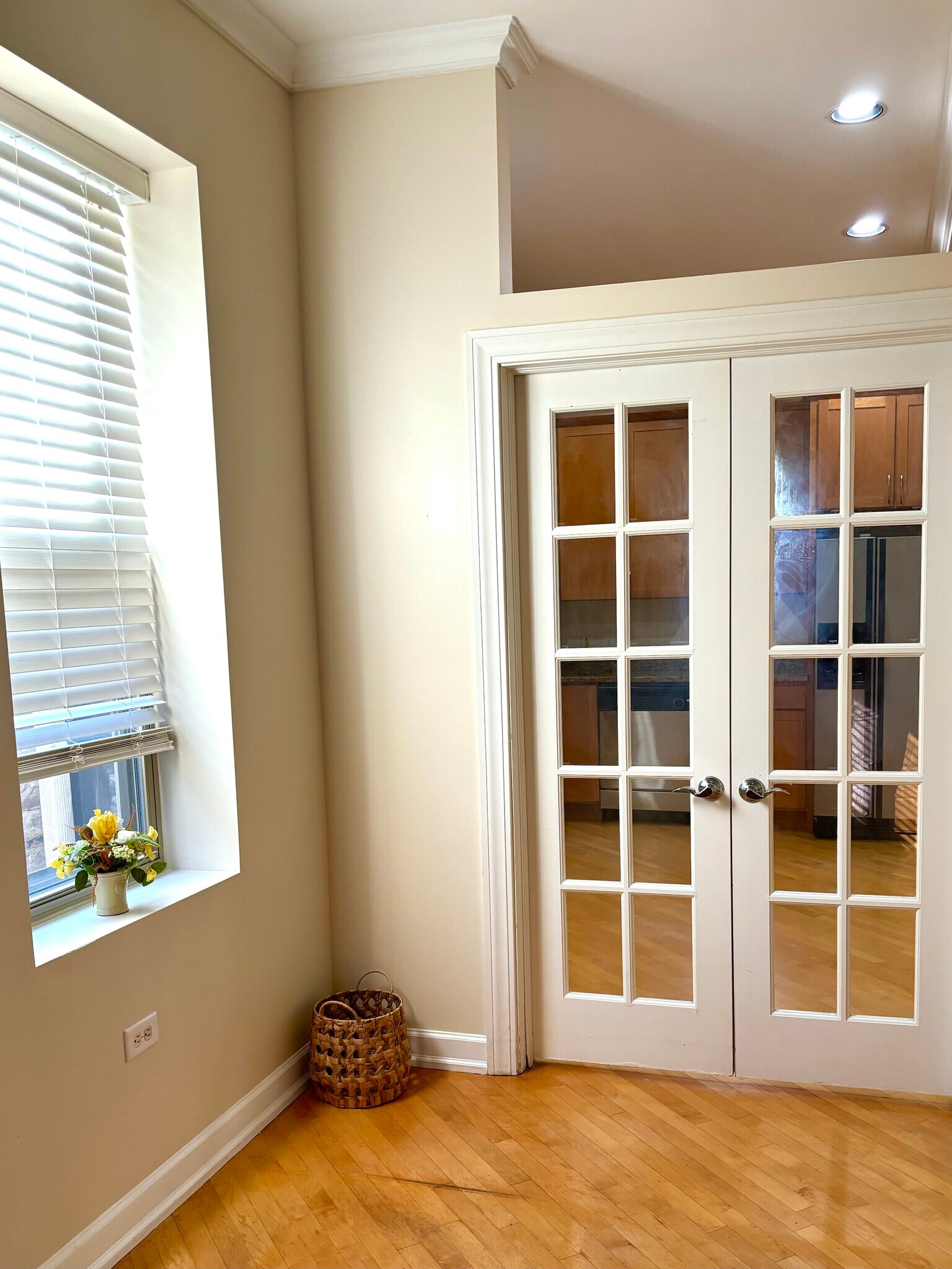 Office/2nd Bedroom - 1618 S Washtenaw Ave