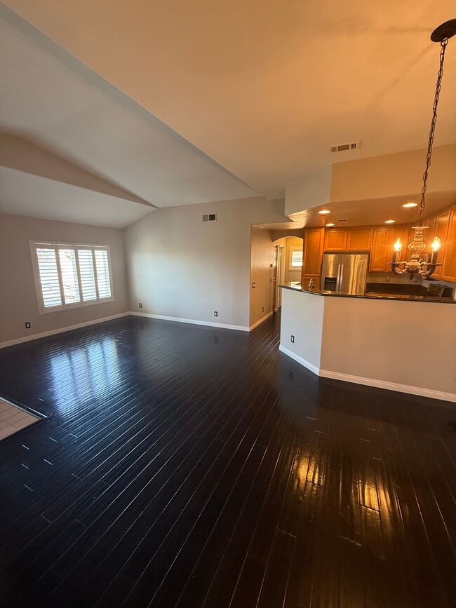 Building Photo - Beautiful Home in Chula Vista