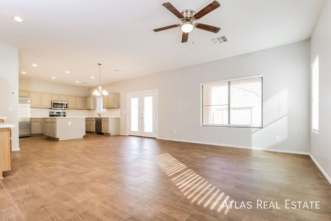 Building Photo - 17254 W Country Gables Dr