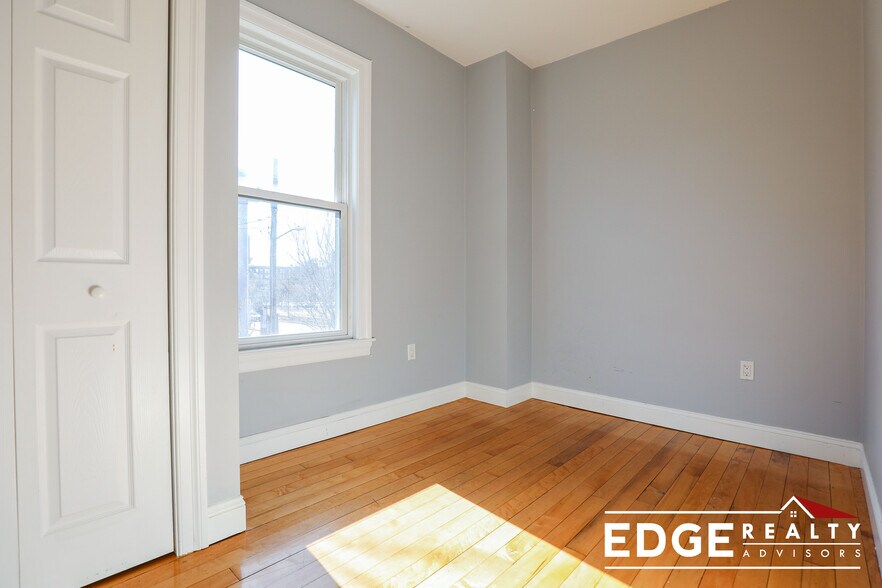 Building Photo - 1516 Commonwealth Ave