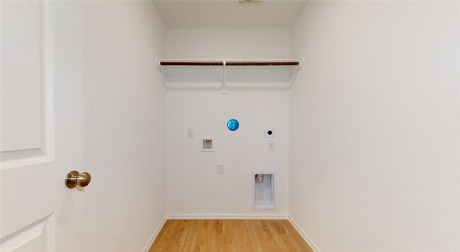 Building Photo - 27014 Breakaway Ln