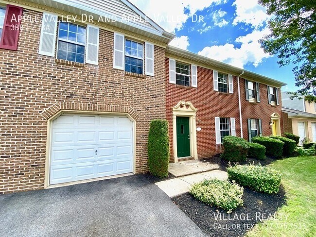 Building Photo - 818 Apple Valley Dr