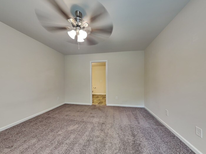 Building Photo - 310 Flushing Bay Ct