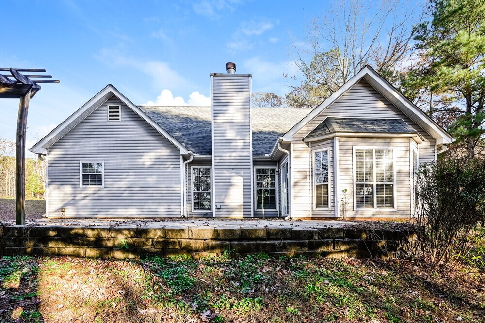 Building Photo - 201 Retour Cir