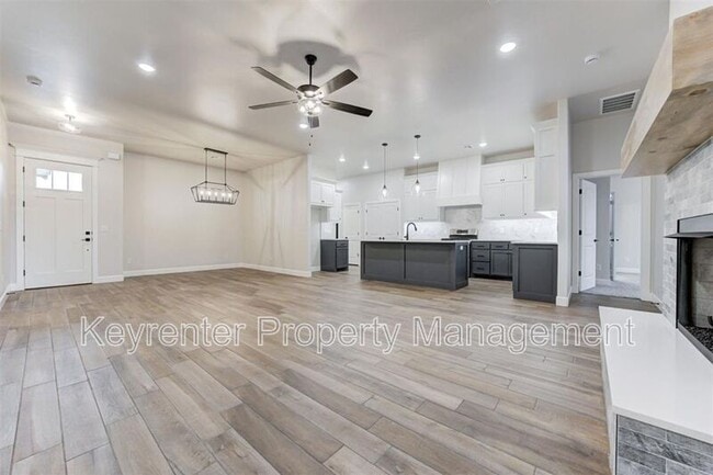 Building Photo - 2609 Dalewood Pl