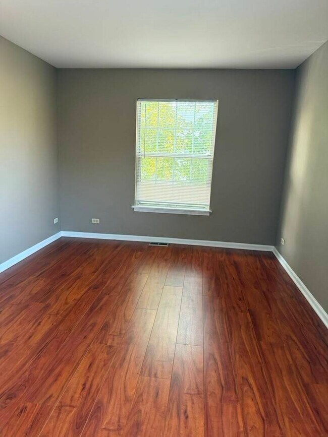 Building Photo - 1228 Bradwell Ln