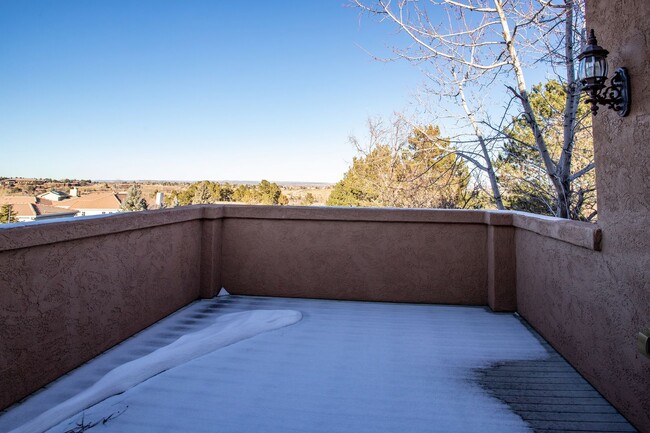 Building Photo - Lovely Ranch Patio Home in D-12!