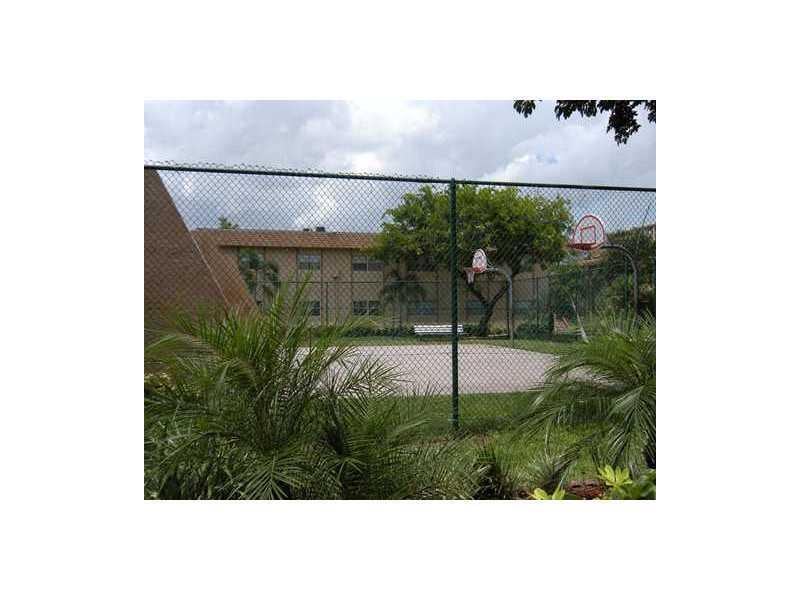 Building Photo - 2530 NW 39th Way