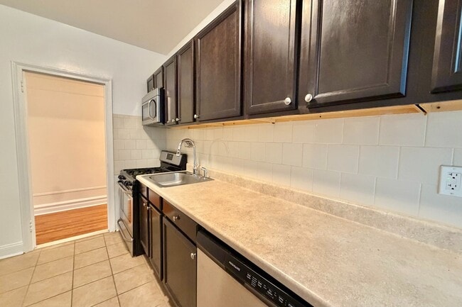 Floorplan - 213 Bennett Avenue