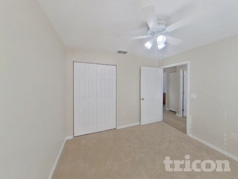 Building Photo - 10330 Summerview Cir