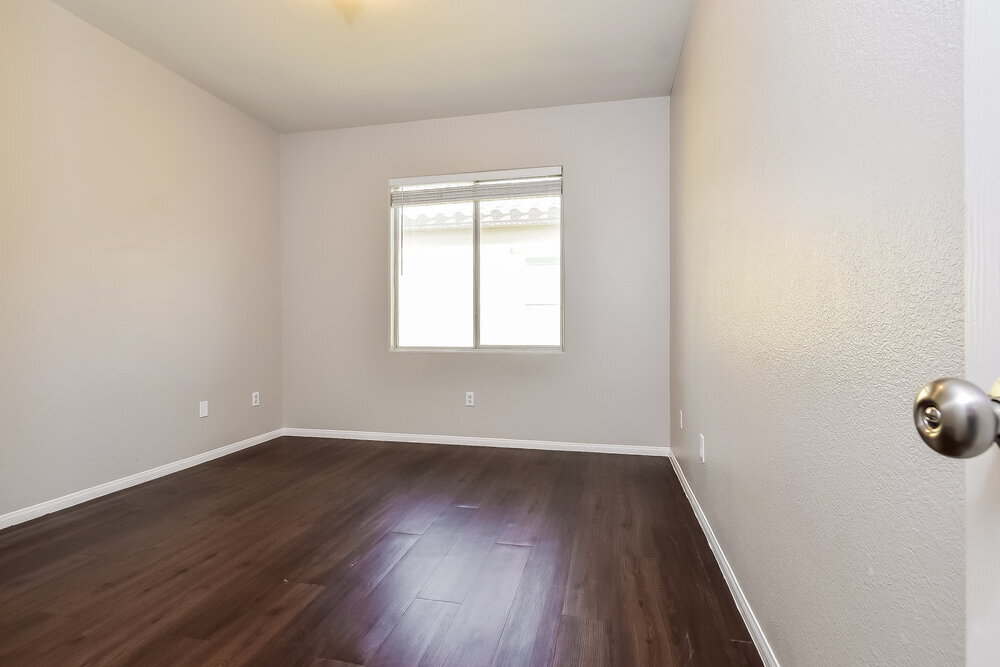 Building Photo - 324 Point Loma Ave