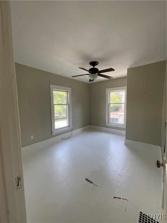 Building Photo - 700 Nellis St