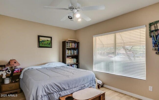 Building Photo - 4936 E Evans Dr