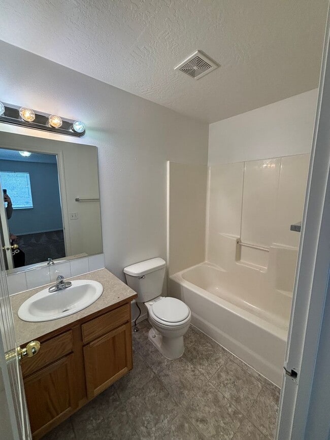 Building Photo - 3484 W Vela Pl