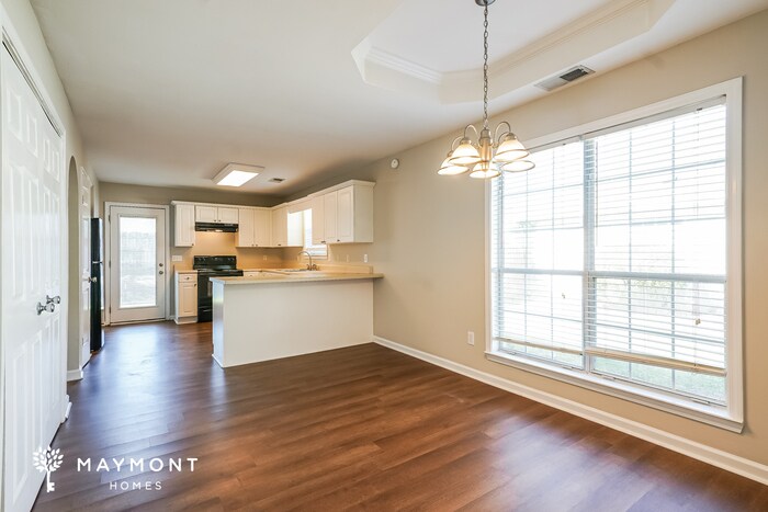 Building Photo - 376 Walker Way