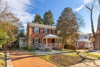 Building Photo - 1529 N Kenilworth St