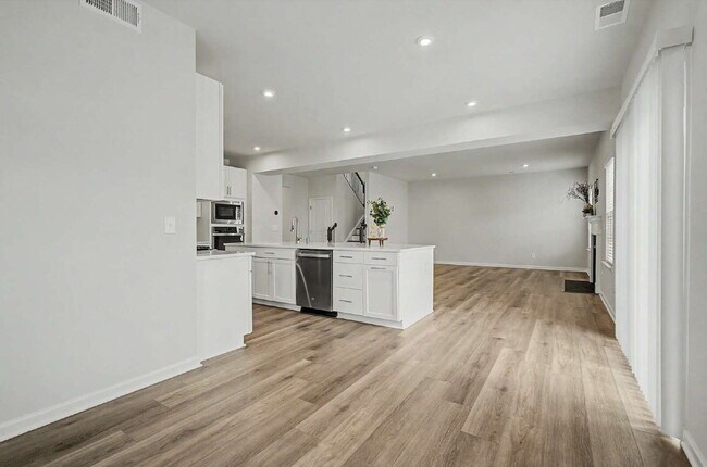 Building Photo - 4-Bed Dream Home in Desired Community in Wake Forest