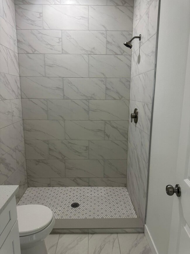 Building Photo - 691 San Filippo Dr SE