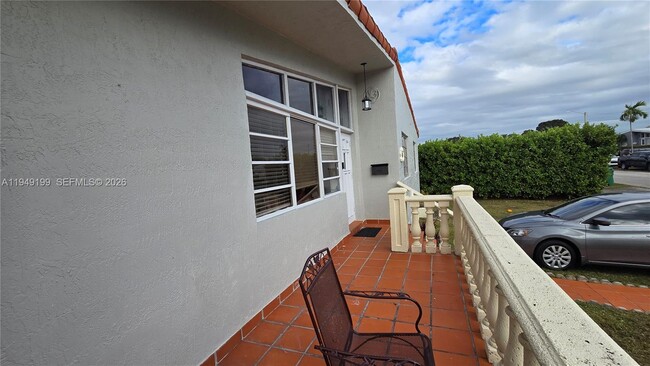 Building Photo - 8261 SW 34th Terrace