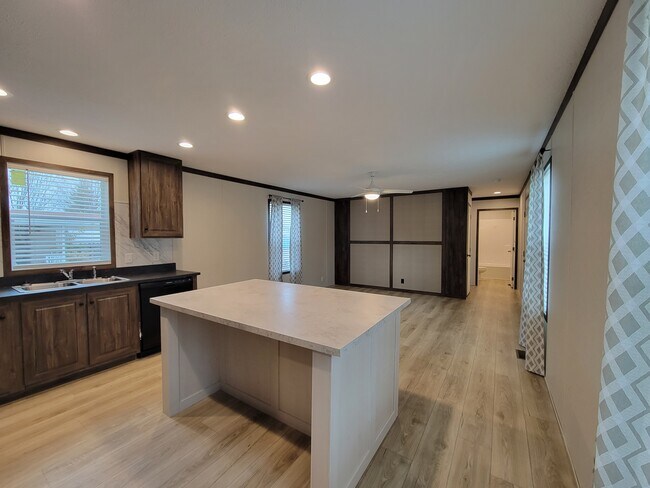 Building Photo - 1267 Avenue A