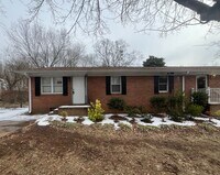 Building Photo - Newley renovated!