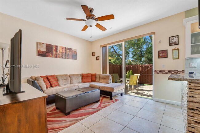 Building Photo - 7806 NW 116 Pl