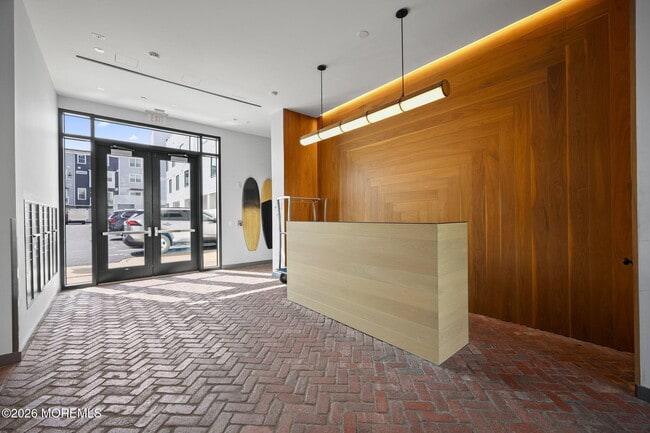 Building Photo - 601 Heck St