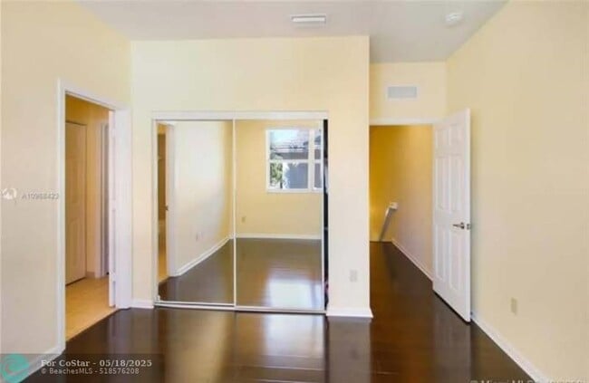 Building Photo - 3069 NW 30th Pl