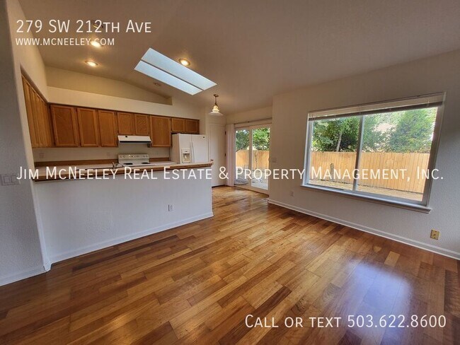 Building Photo - 279 SW 212th Ave