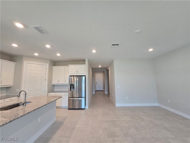 Building Photo - 1224 Mariners Vw Ter