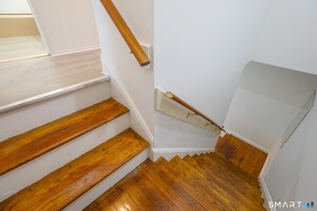 Building Photo - 1 Camelot Dr