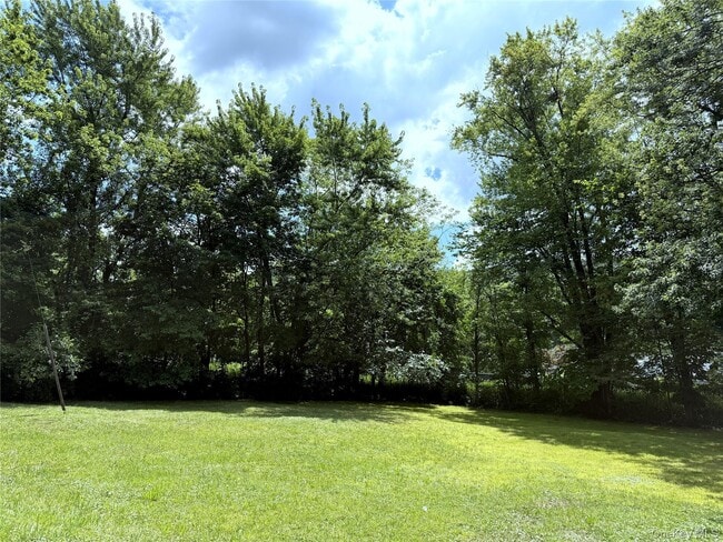 Building Photo - 135 Ramapo Rd