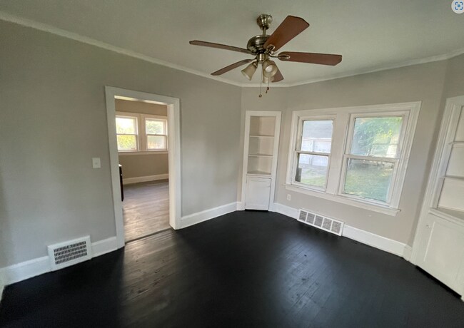 Building Photo - SECTION 8 and EDEN Accepted!! Spacious Newly Renovated 3 Br Home!