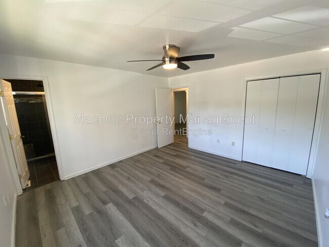 Building Photo - 810 Sledgehammer Dr