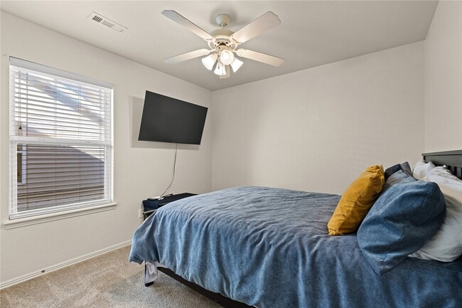 Building Photo - 4462 W Alberta St